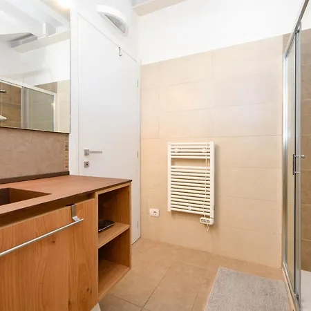 アパート Caesar Luxury M14 *