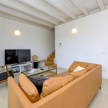 アパート Caesar Luxury M14